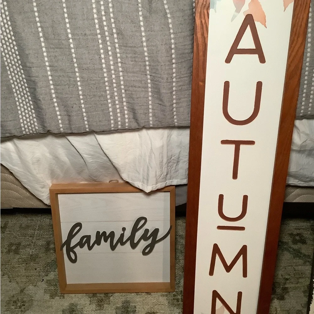 Signs - Picture 1 of 2